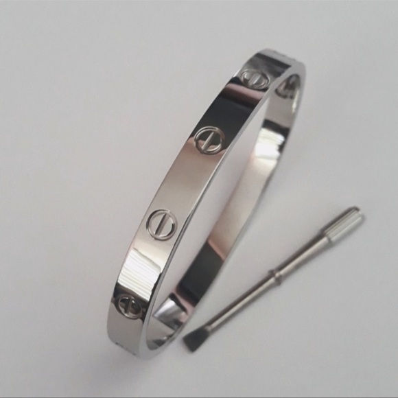 NEW Stainless Steel Screw Cuff Bangle Love Bracelet with Screwdriver in Silver - Picture 3 of 8